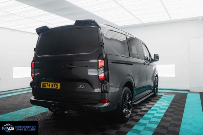 2024 Ford Transit Custom