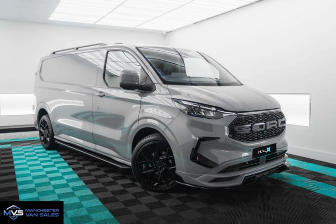 2025 Ford Transit Custom