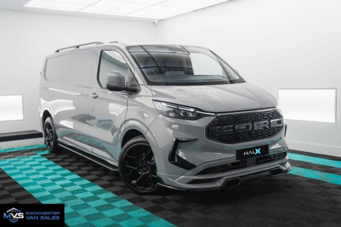 2025 Ford Transit Custom