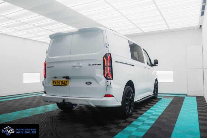 2025 Ford Transit Custom