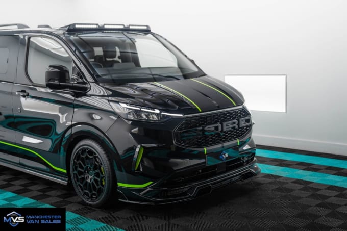 2025 Ford Transit Custom