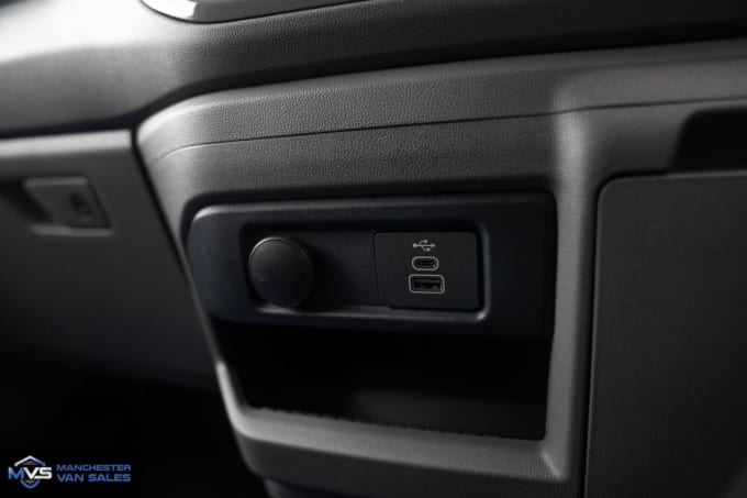 2025 Volkswagen Transporter