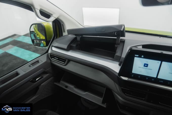 2025 Volkswagen Transporter