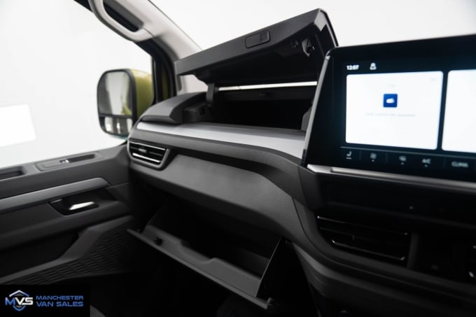 2025 Volkswagen Transporter