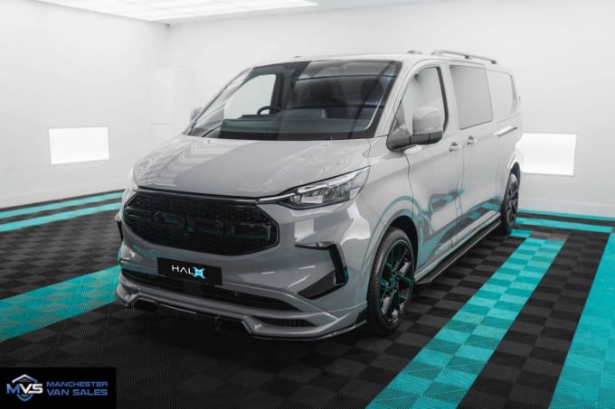 2025 Ford Transit Custom