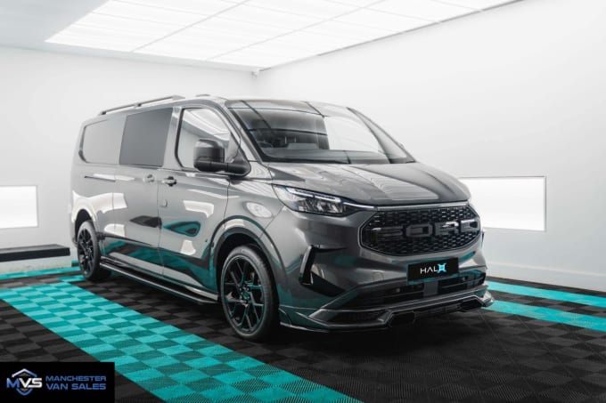 2025 Ford Transit Custom