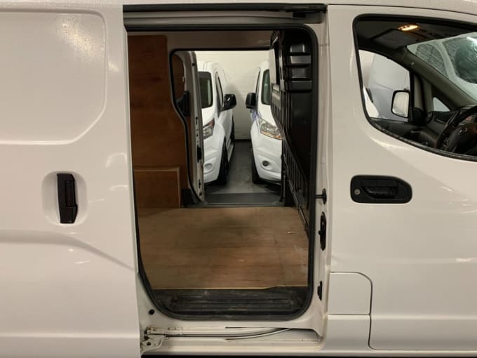 2017 Nissan Nv200