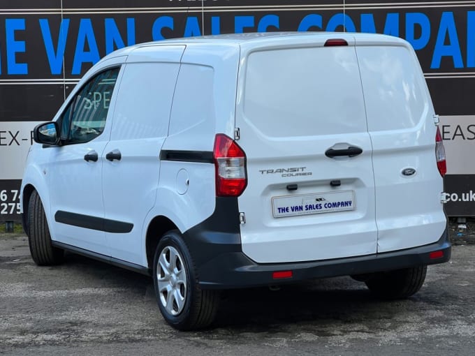 2024 Ford Transit Courier