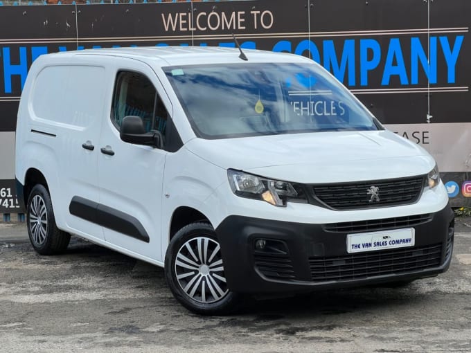 2025 Peugeot Partner