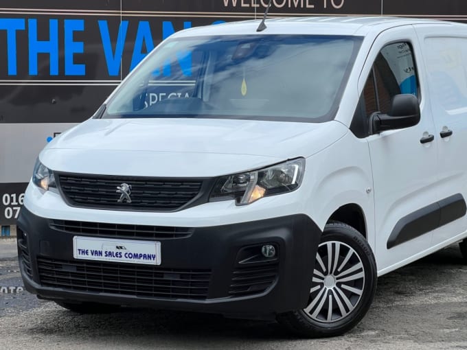 2025 Peugeot Partner