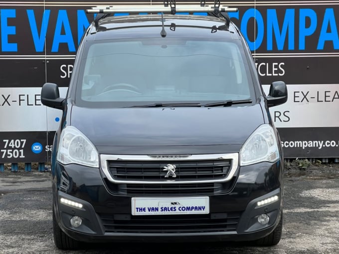 2025 Peugeot Partner