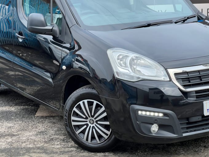 2025 Peugeot Partner