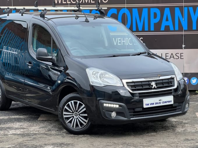 2025 Peugeot Partner
