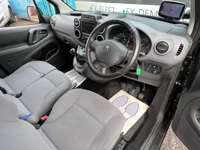 2025 Peugeot Partner