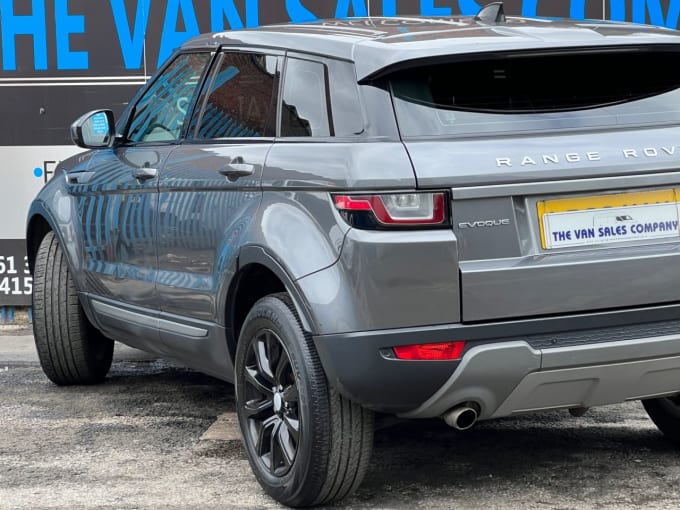 2025 Land Rover Range Rover Evoque