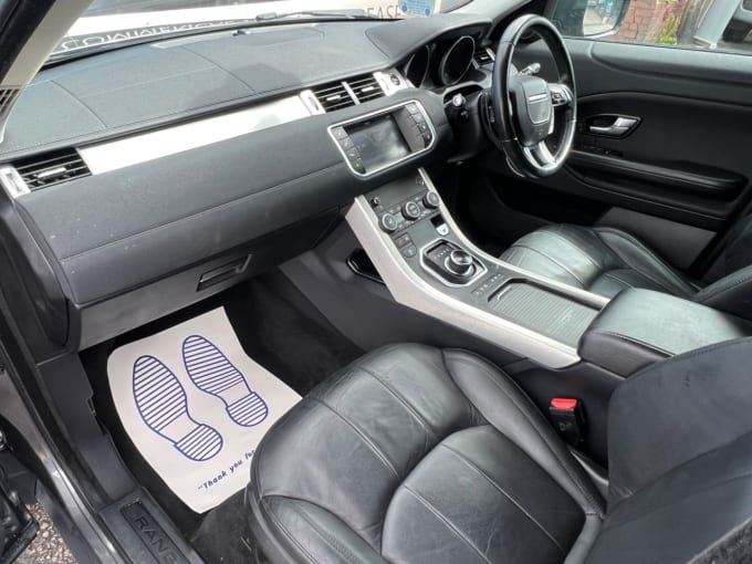 2025 Land Rover Range Rover Evoque