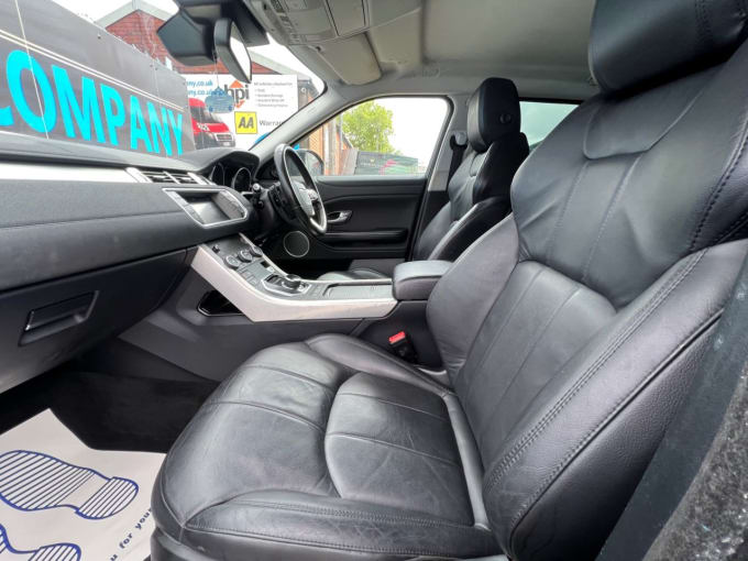 2025 Land Rover Range Rover Evoque