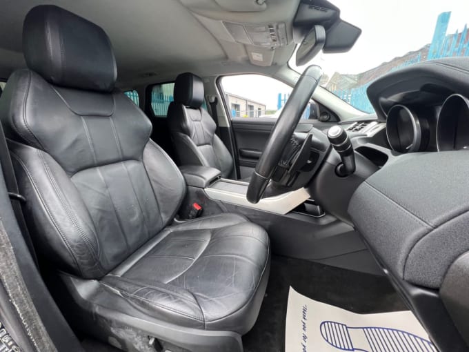 2025 Land Rover Range Rover Evoque