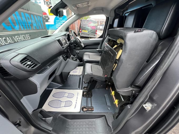 2025 Vauxhall Vivaro
