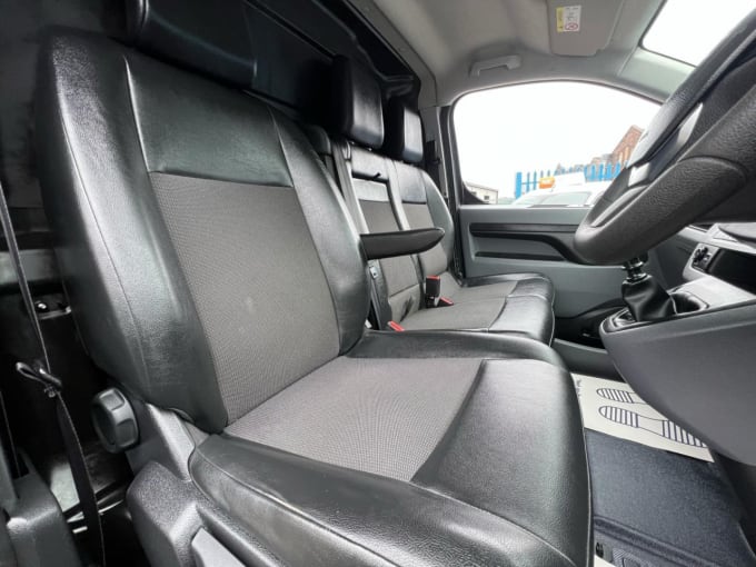 2025 Vauxhall Vivaro