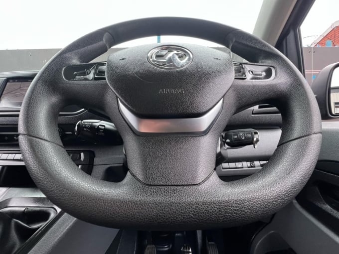 2025 Vauxhall Vivaro