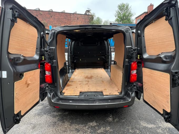 2025 Vauxhall Vivaro