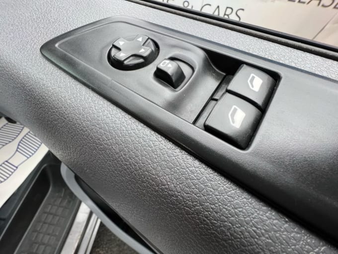 2025 Vauxhall Vivaro