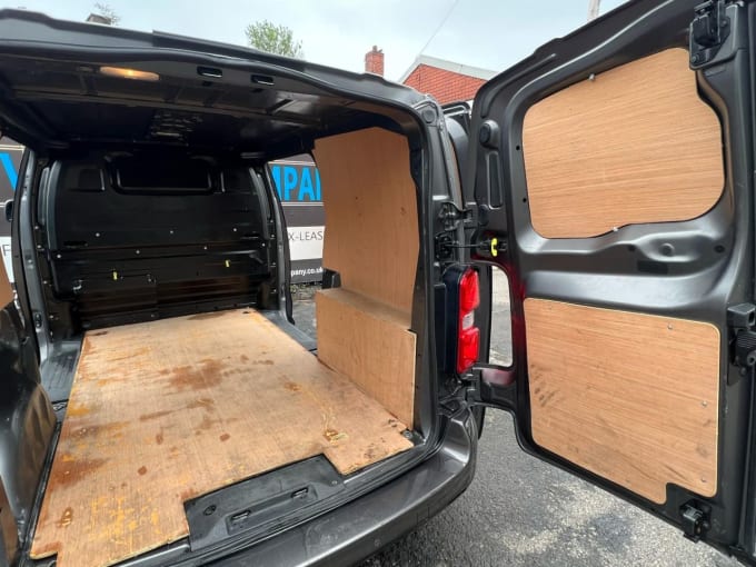 2025 Vauxhall Vivaro