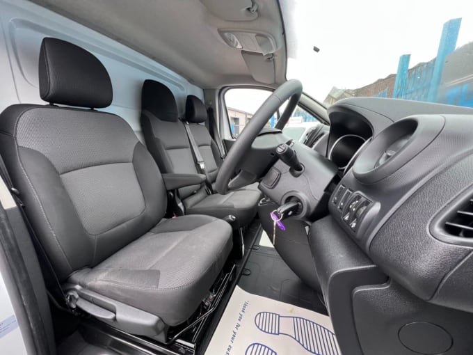 2025 Renault Trafic