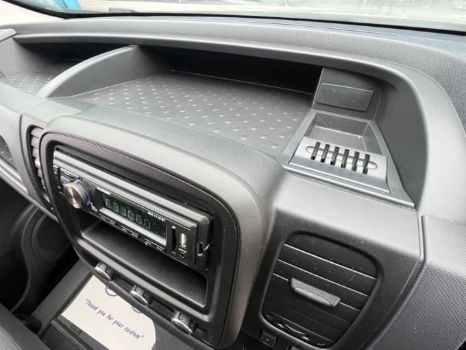2025 Renault Trafic