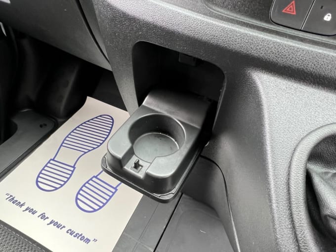 2025 Renault Trafic