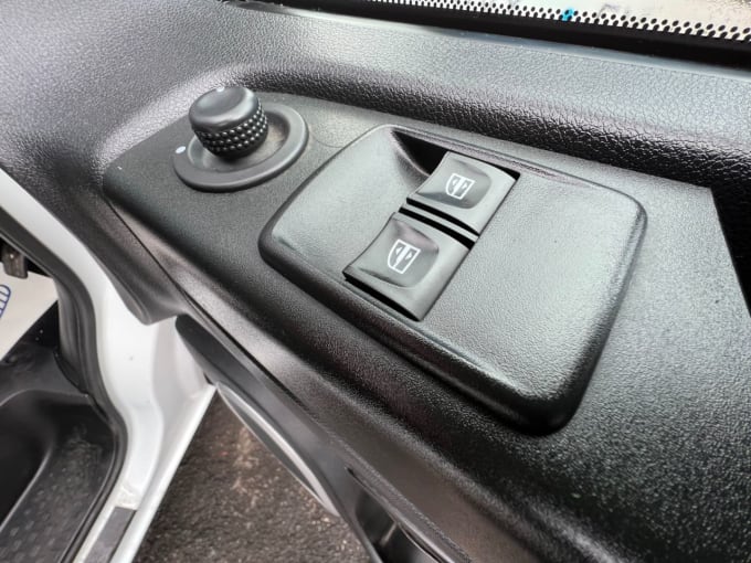 2025 Vauxhall Vivaro