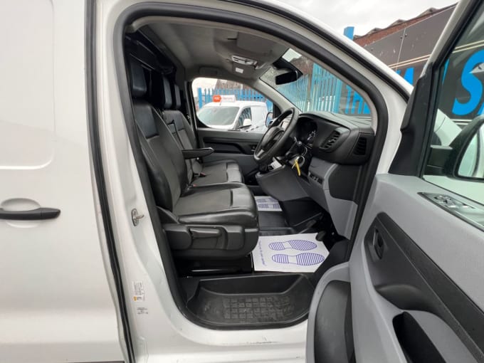 2025 Peugeot Expert