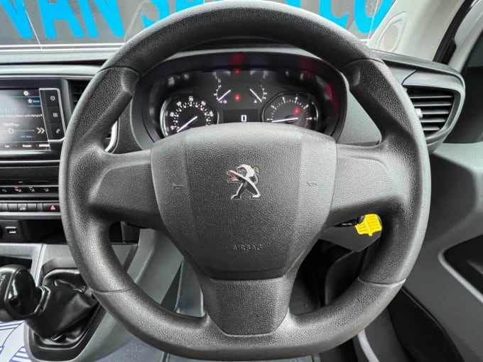 2025 Peugeot Expert