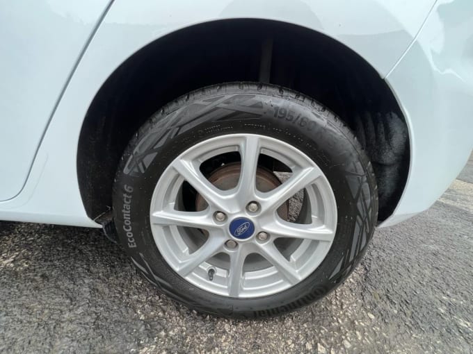 2025 Ford Fiesta