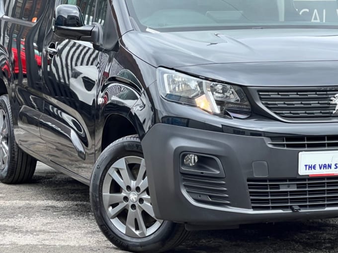 2025 Peugeot Partner