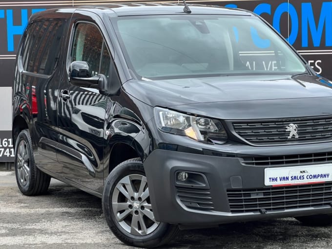 2025 Peugeot Partner