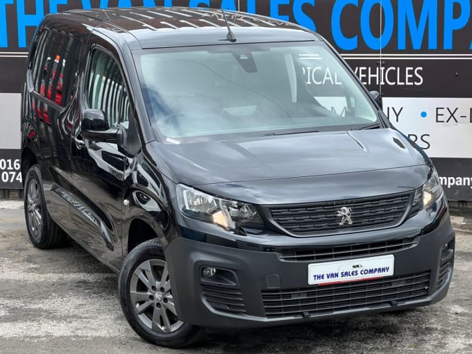 2025 Peugeot Partner