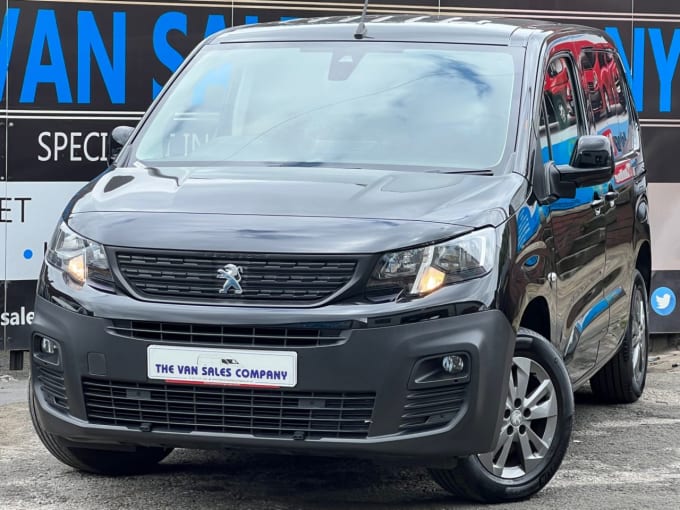 2025 Peugeot Partner