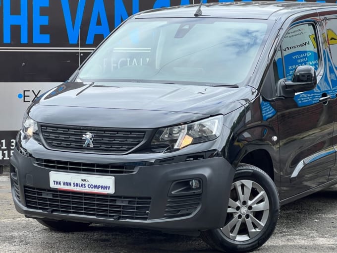 2025 Peugeot Partner