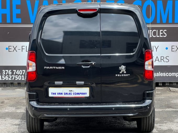 2025 Peugeot Partner