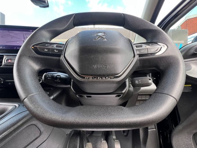 2025 Peugeot Partner