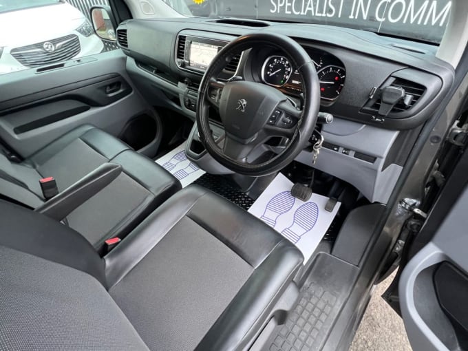 2025 Peugeot Expert