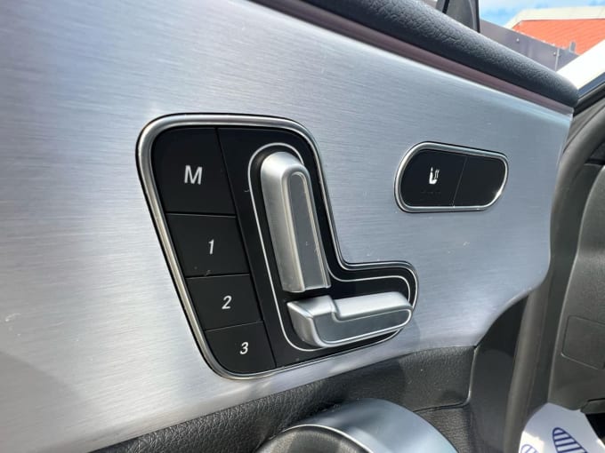 2025 Mercedes-benz Cla