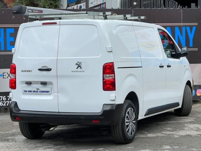 2025 Peugeot Expert