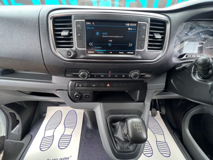 2025 Peugeot Expert