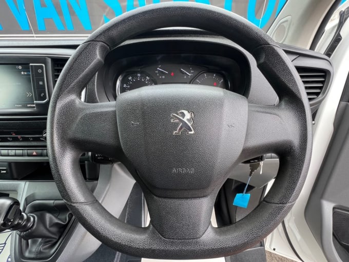 2025 Peugeot Expert