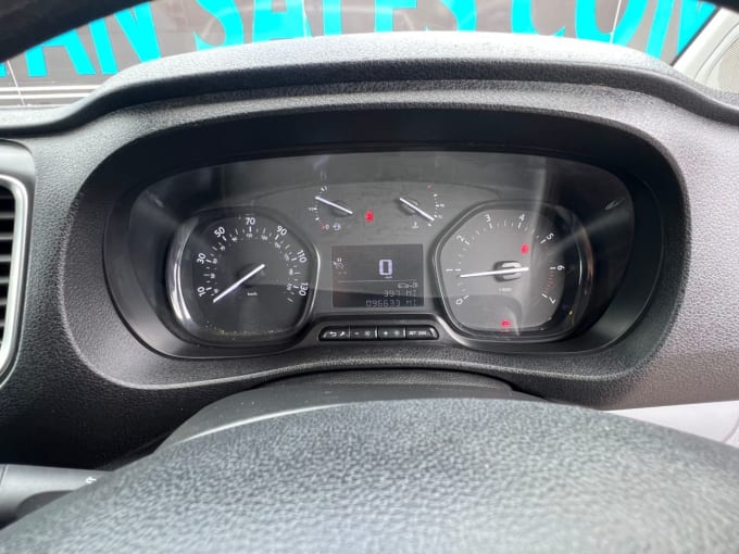 2025 Peugeot Expert