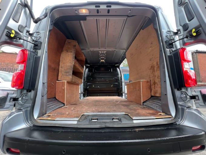 2025 Vauxhall Vivaro