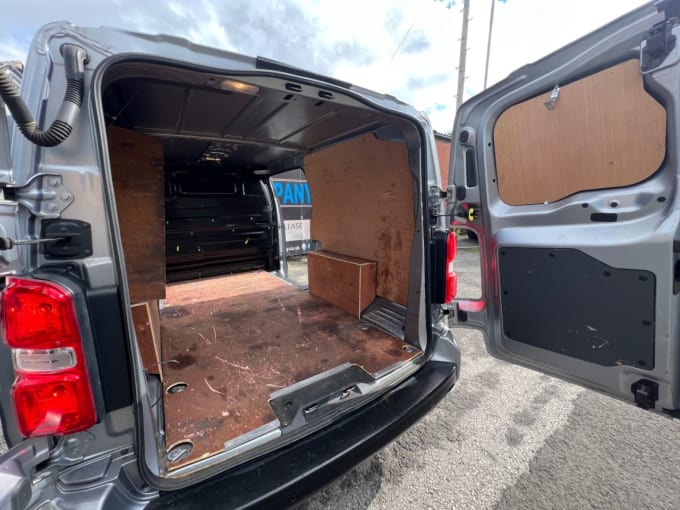 2025 Vauxhall Vivaro